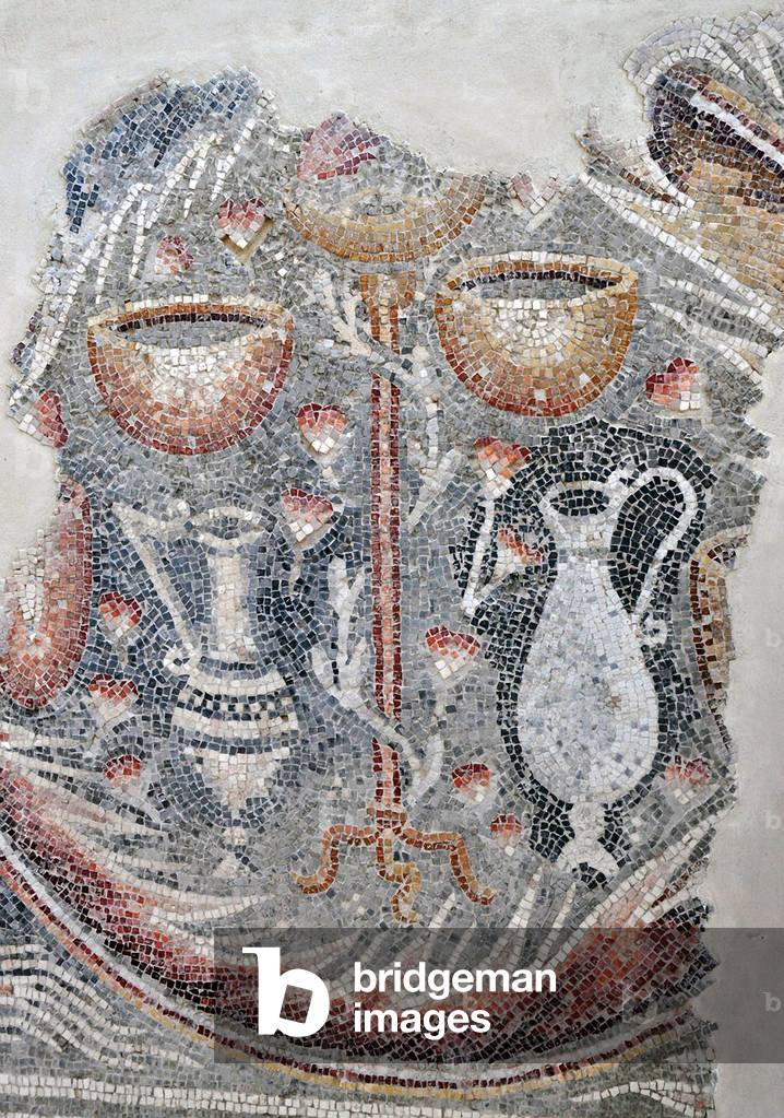 Detail from a mosaic floor depicting cups, wine jugs and decanters from the Samaritan synagogue at El-Khirbe, West Bank, 4th century AD (mosaic)