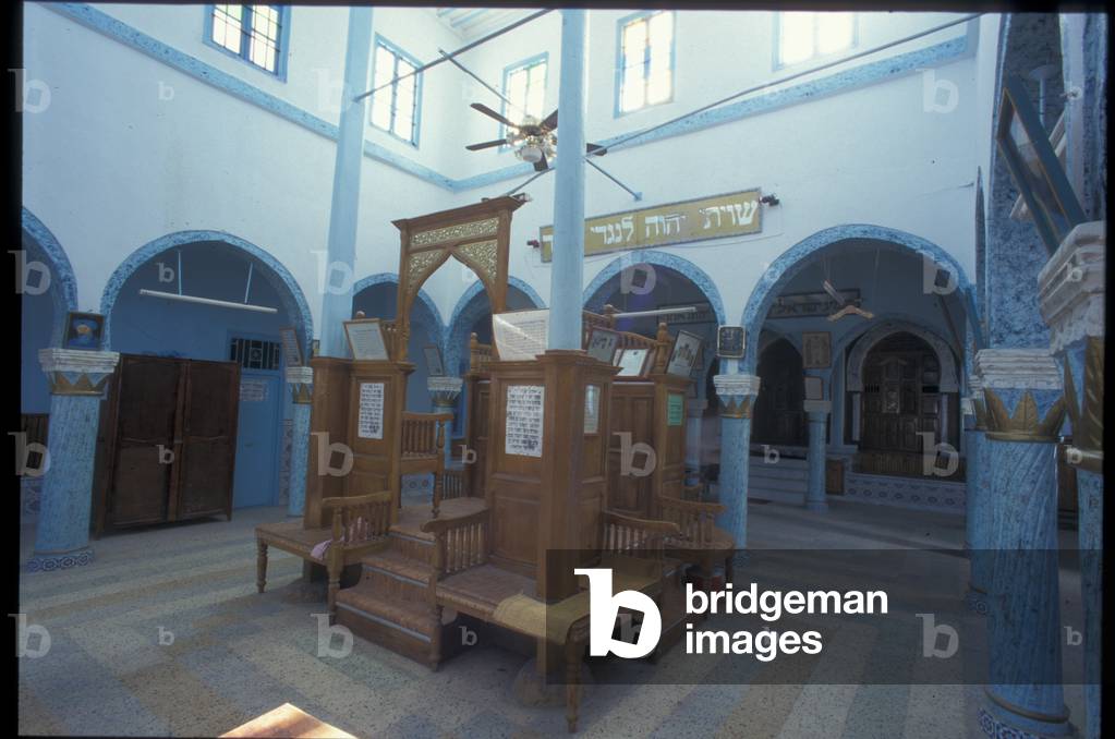 2874. Synagogue In Djerba, Tunis, c.18th century  (photo)