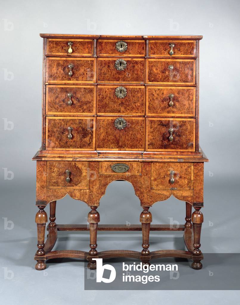 William and Mary chest on a stand, c.1700 (yew)