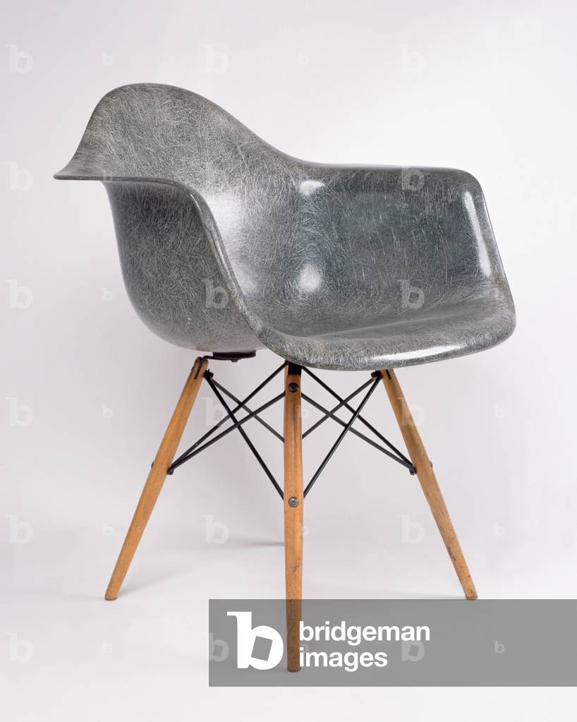 DAW (Dining and Desk Chair), designed by Charles Eames (1907-70), 1953 (moulded fibreglass and birchwood)