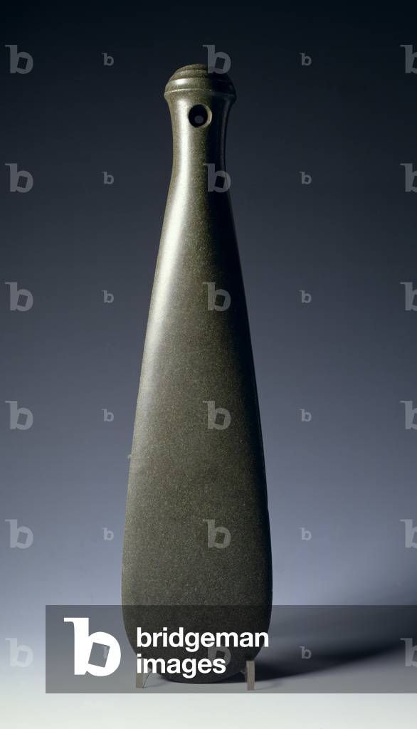 'Patu onewa' hand club with a leaf-shaped blade and pierced handle for cord attachment from the Maori, New Zealand (basalt)