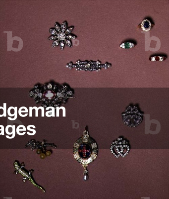 Selection of diamond rings and brooches