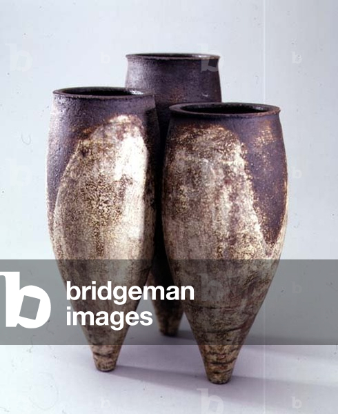 A 'Tripod' form vessel, c.1956 (ceramic)