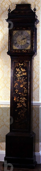 Long-case clock, tortoiseshell japanned and gilt, by Thomas Trowe of London, early 18th century