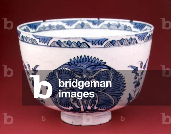 Large Kutahya blue and white deep bowl decorated with a bold plant motif, Turkish, 18th century (pottery)