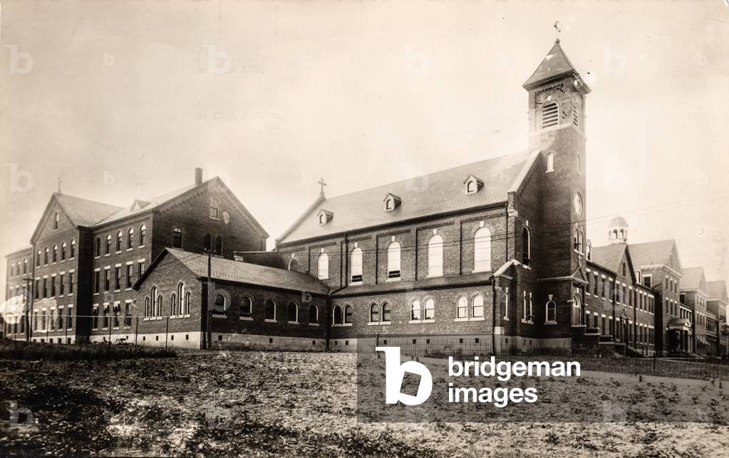 Kneipp Sanitarium and Convent, Rome City, Indiana, USA (postcard)