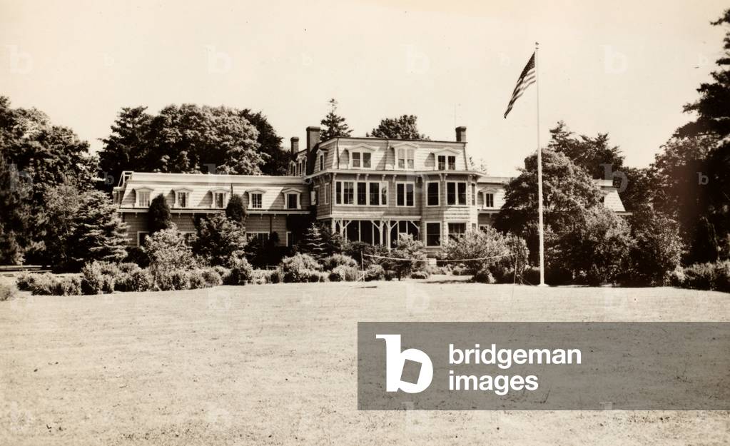 Nurse’s House, Babylon, Long Island, New York, USA (postcard)
