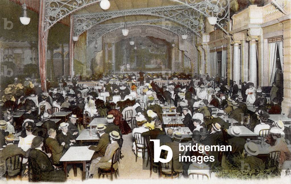 Aix les Bains, France: open air opera at the 