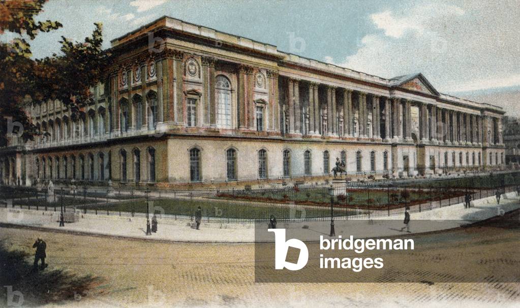 Paris: the Louvre: the colonnade, postcard, 1914