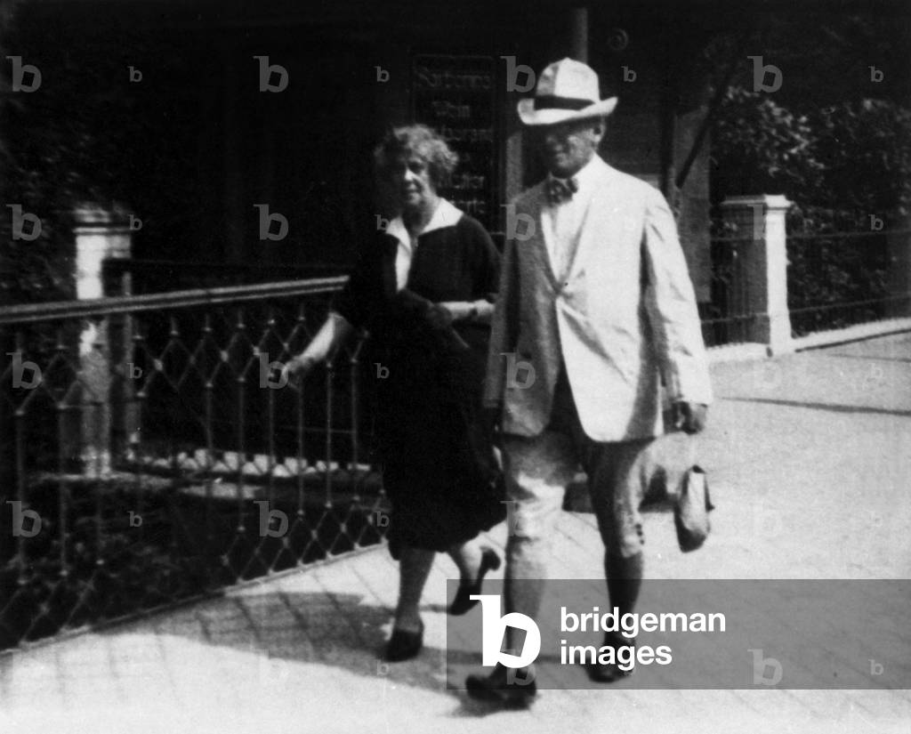 Sandor Ferenczi (1873-1933) hungarian psychoanalyst and his wife Gisela in Baden at GeorgGroddeck's c. 1930