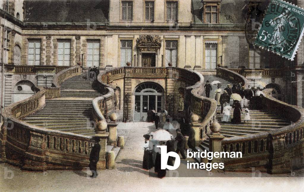 Fontainebleau, France: the castle: the stairs, postcard, 1908