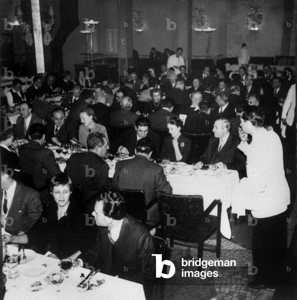Meal of 1st world Congress of psychiatry in Paris in 1950: table in c: l-r: X, Andre Berge, Juliette Boutonnier, Philippe Marette (brother of FrancoiseDolto)