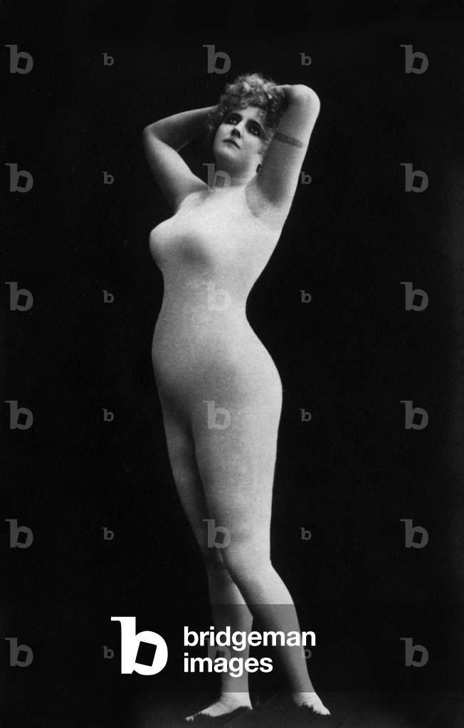 Clara Ward (1873-1916) c. 1905, photo by Reutlinger