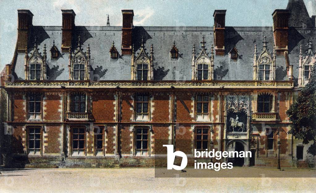 Blois, France: the castle, postcard, c. 1915