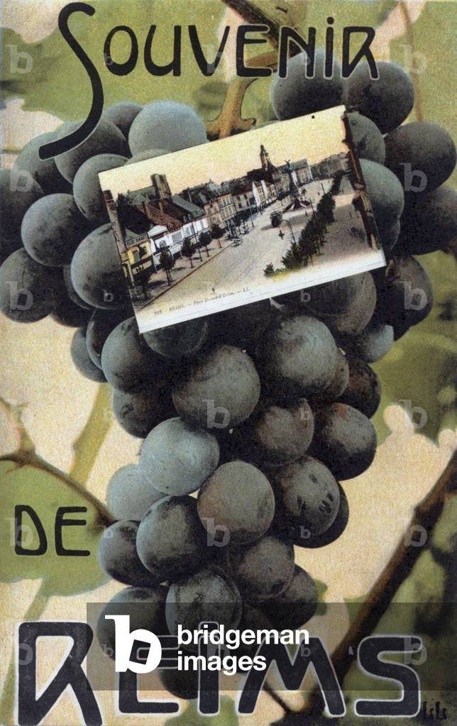 Souvenir from Reims (Marne, France): bunch of grapes, postcard, c. 1900
