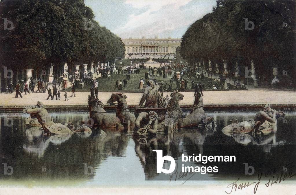 Versailles: Apollo pond, and in the background the castle, postcard, c. 1906
