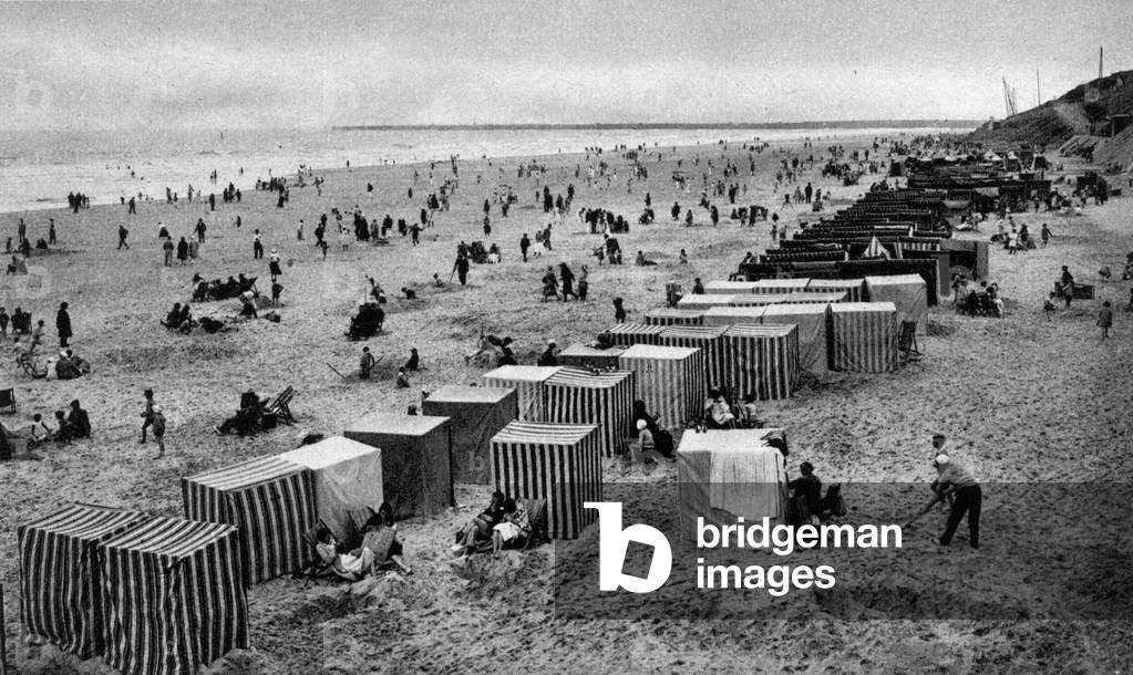 Le Portel (France): the beach, postcard