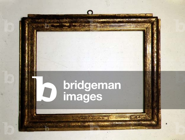 Spanish early 17th century giltwood Cassetta frame, the inner frieze with engraved cauliculi ornament to the corners and centres and a foliate engraved ovolo knull