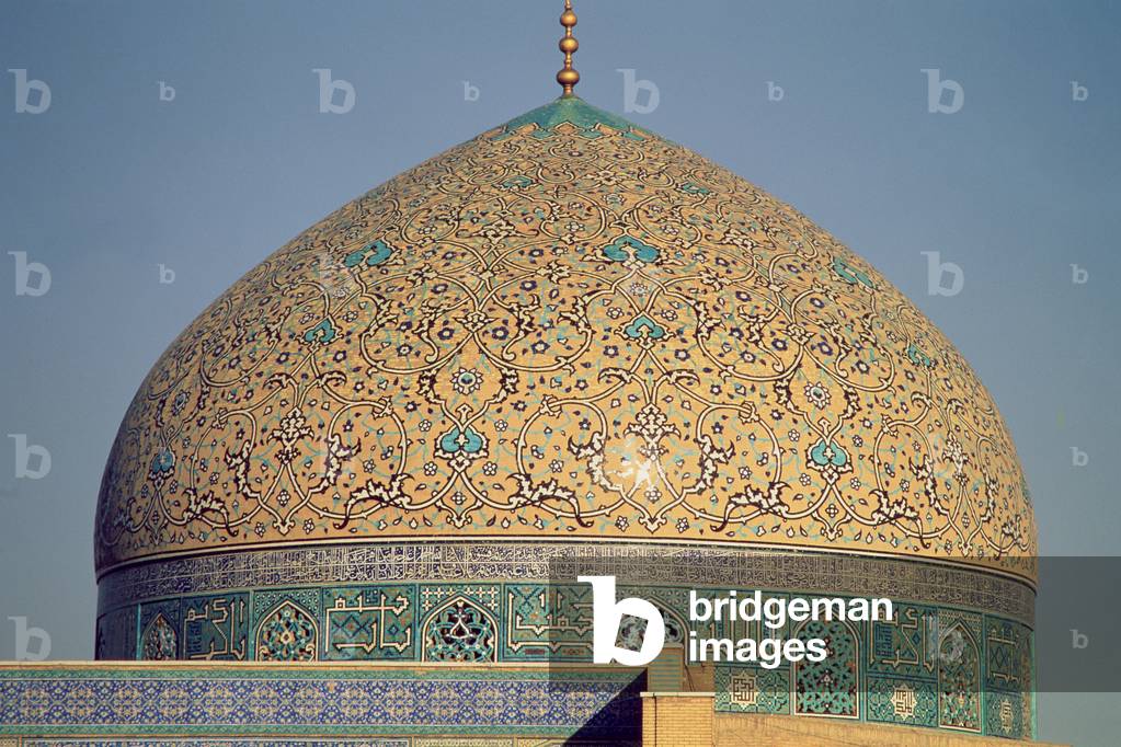 The dome of the Masjid-i-Sheikh Lutfallah, built 1602-19 by Shah Abbas I (faience mosaic)