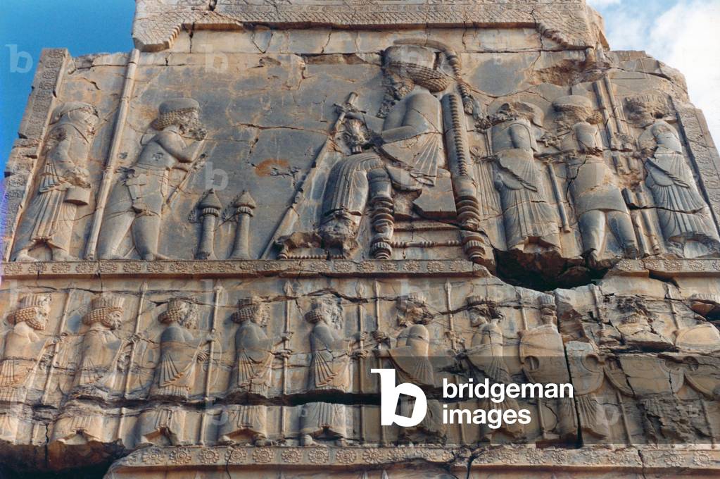 Artaxerxes I (464-24) receiving a grandee in 'Median' dress while Other Dignitaries look on, detail from the west entrance to the Hundred Column Hall (stone) (photo)