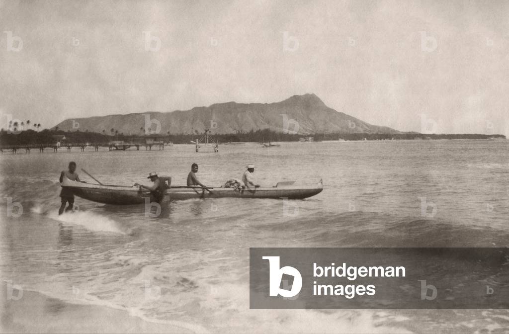 Native Hawaiian canoe surfers at Diamond Head, c.1890s (albumen print)