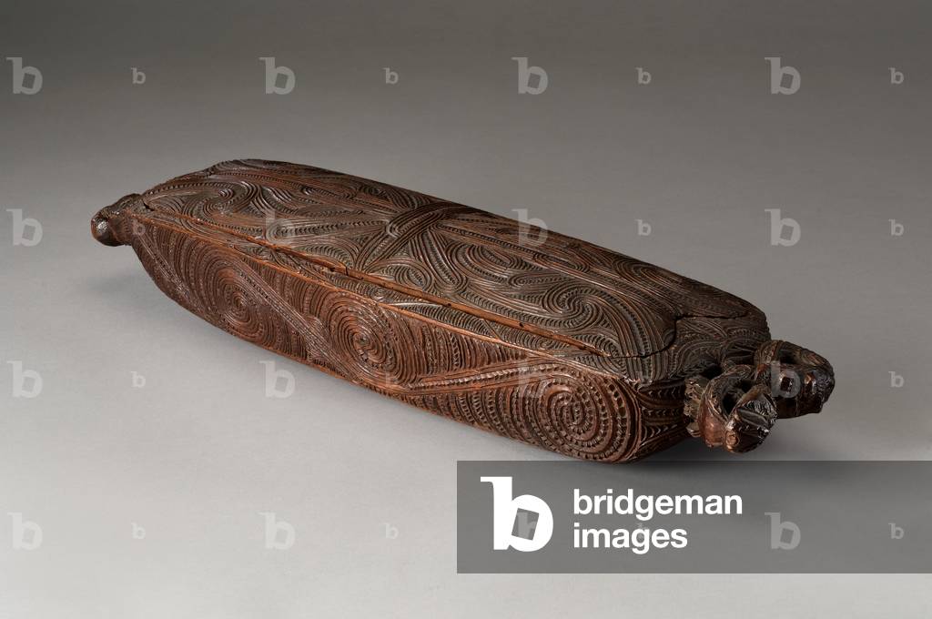 Papahou, feather box (wood)