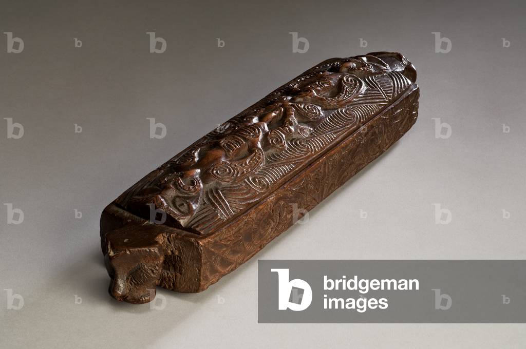 Papahou, feather box (wood)