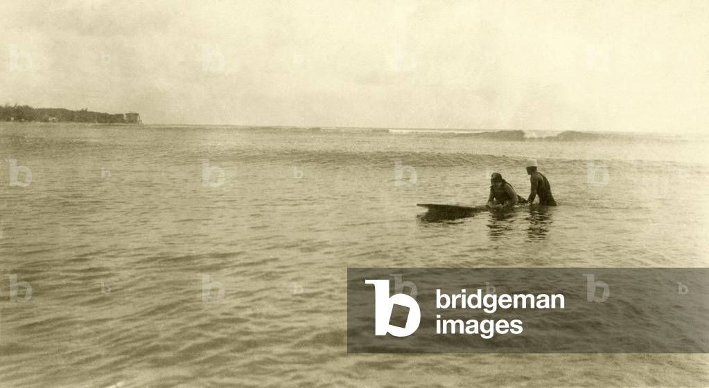 Waikiki surf, 1920s (b/w photo)