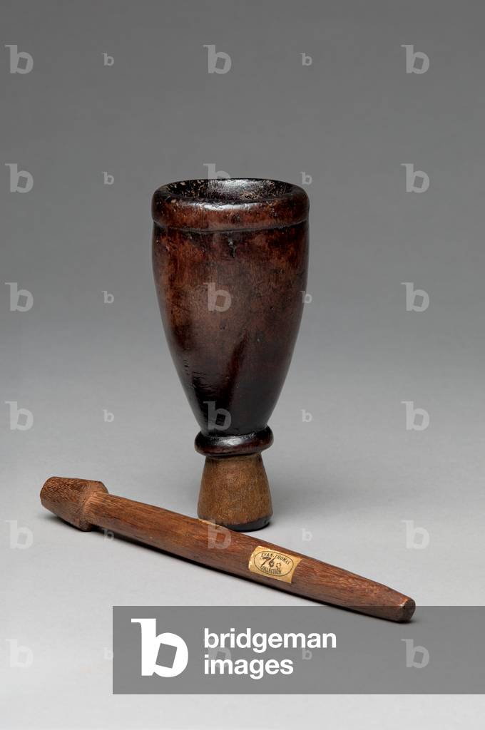 Lime container and stick, Rennell Islands (wood)