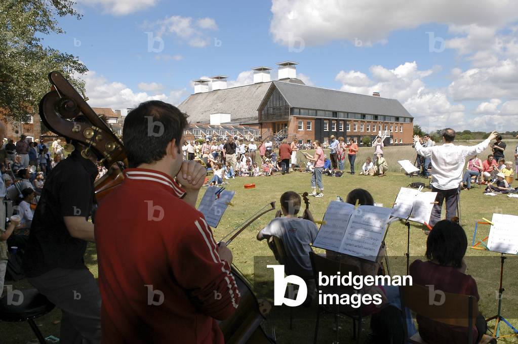 Fringe band at Snape Maltings, part of Aldeburgh Festival 2004