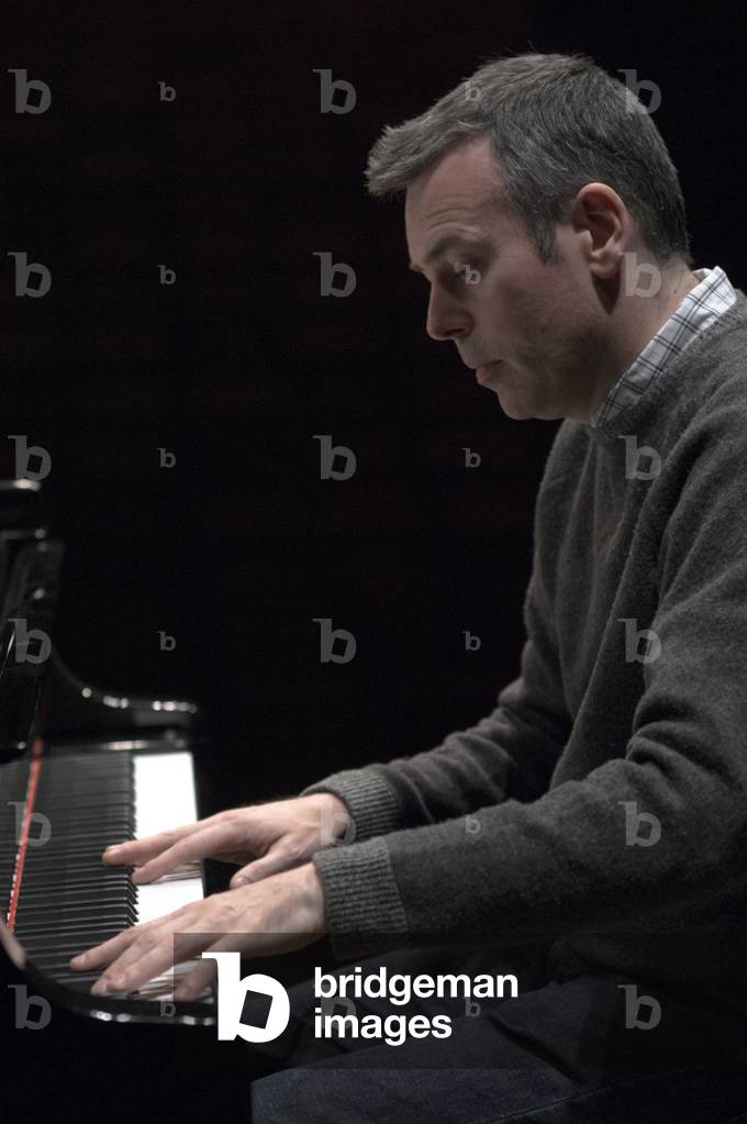 Malcolm Martineau - portrait of the Scottish pianist performing at Snape Maltings during the Aldeburgh Festival, June 2005