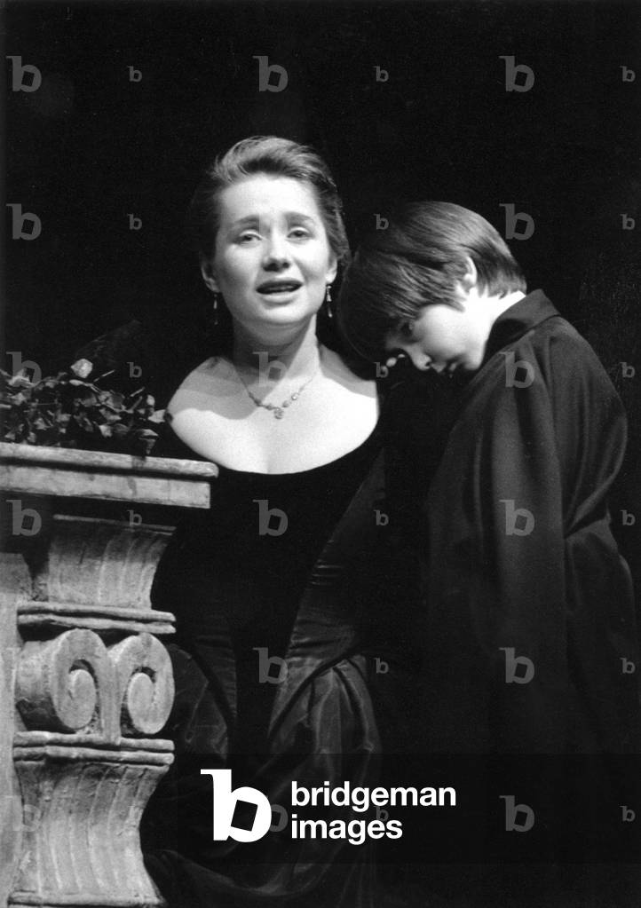 HANDEL' S  RODELINDA  being performed in 1985 Performance at Snape Maltings