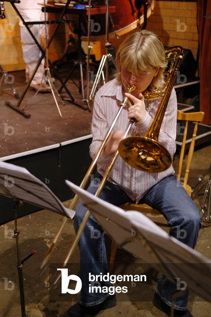 Vollam, Helen playing the trombone at Aldeburgh Festival 2004