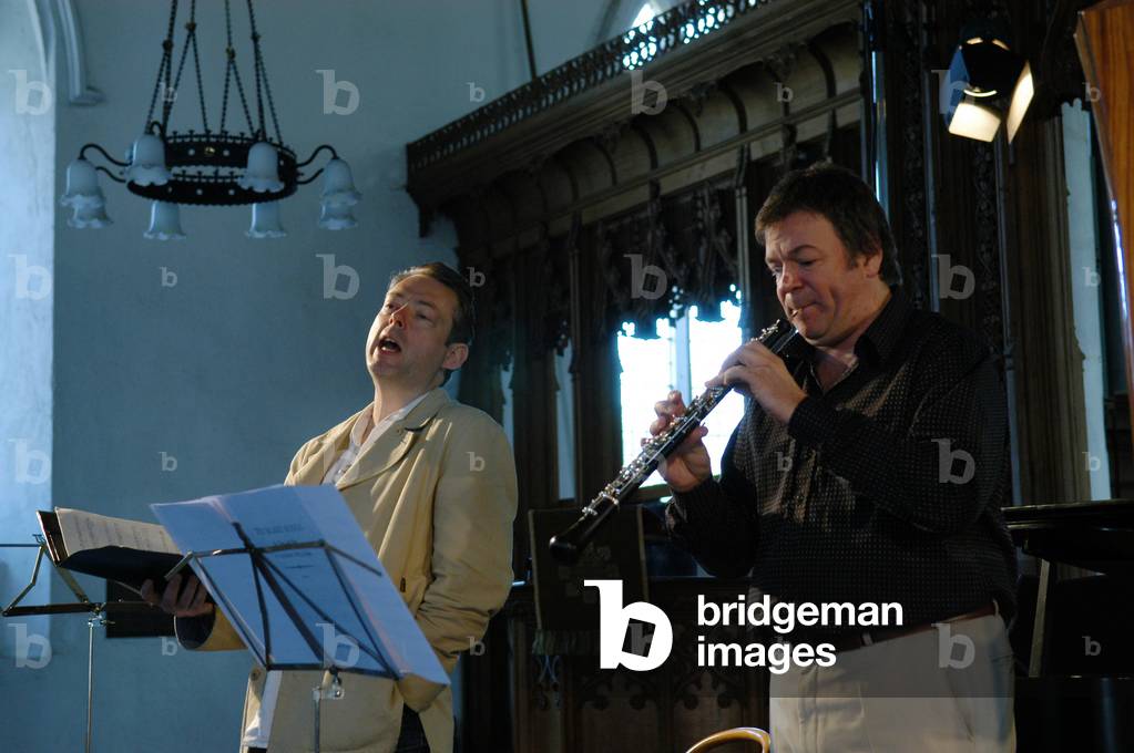 Padmore, Mark and Nicholas Daniel singing and playing the oboe at Aldeburgh Festival 2004