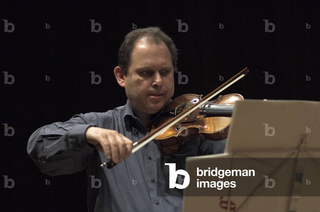 David Alberman (violin) - rehearsing on a Guarneri violin from 1736
