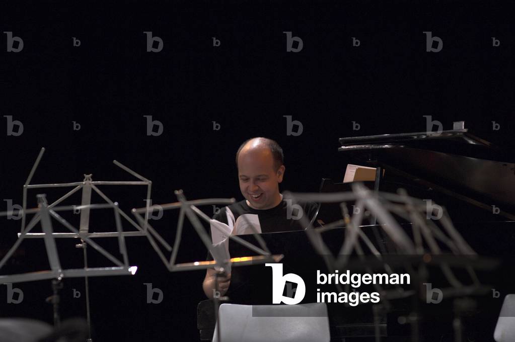 Huw Watkins (piano) - rehearsing at Jubilee Hall, Aldeburgh Festival, 2006