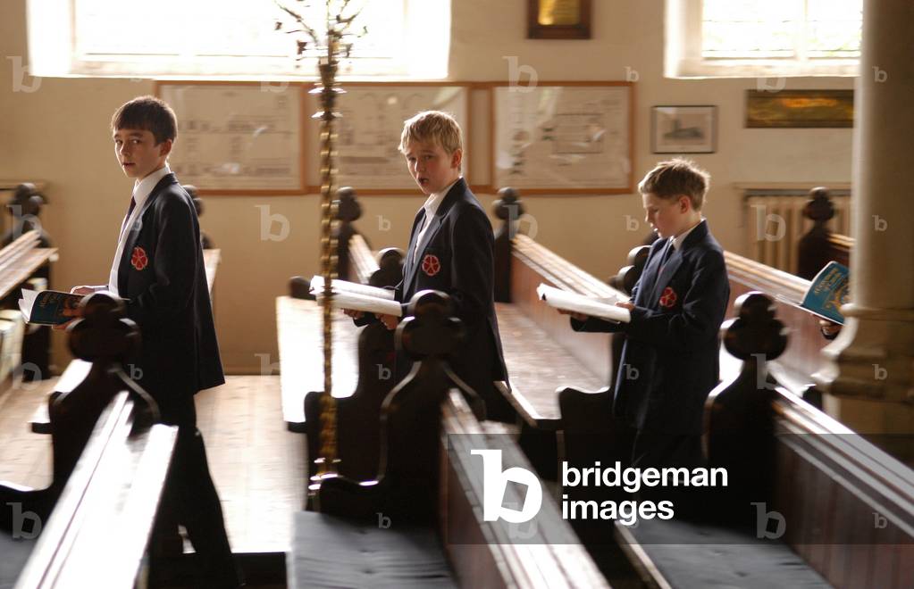Aldeburgh, church with choir boys entering and singing
