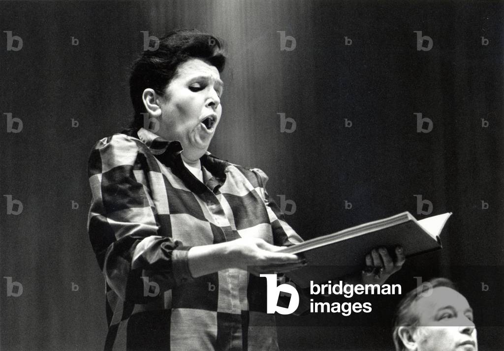 Galina Vishnevskaya singing in rehearsal, 1983, Snape Maltings
