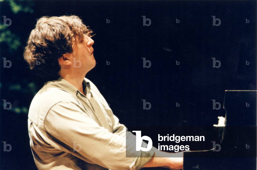 Thomas Adès playing the piano, October 1998 British composer