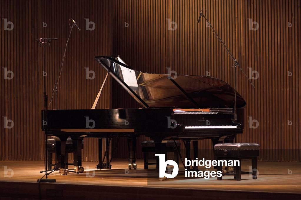 Piano - on stage at Snape Maltings, 2006