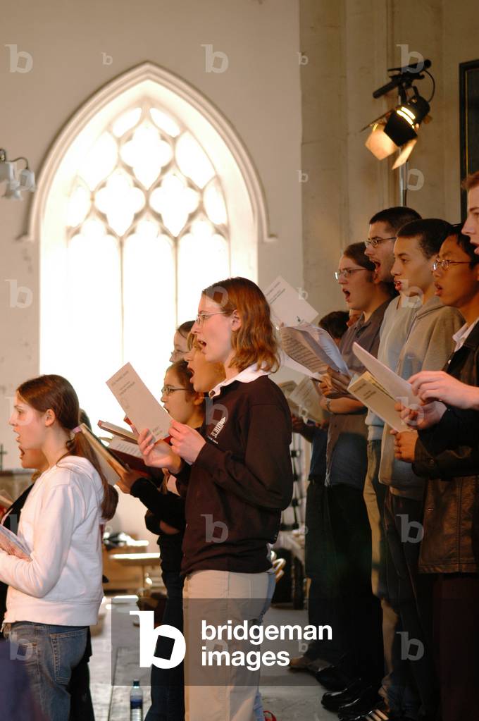 Birmingham Junior Conservatoire choir singing in Orford church at Aldeburgh Festival 2004