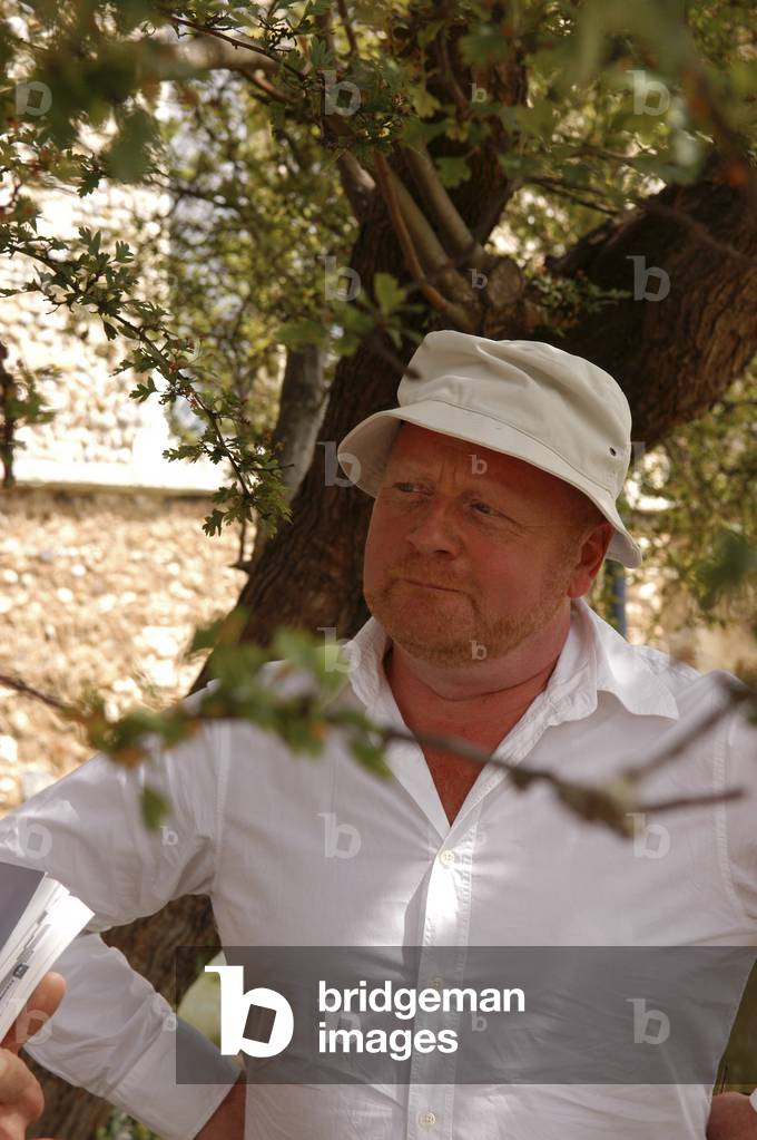 Woolrich, John standing in the shade at Aldeburgh Festival 2004