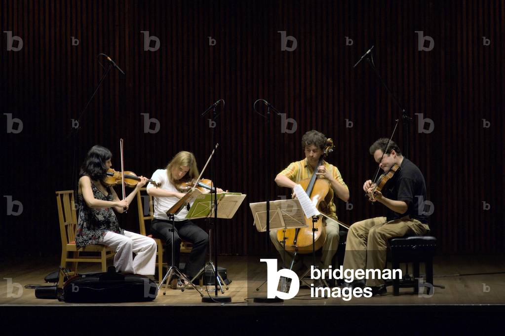 Belcea Quartet - rehearsing with Corina Belcea & Laura Samuel (violins) Krysztof Chorzelski (viola) Antoine Lederlin (cello) at the Snape Maltings, Aldeburgh Festival, 2006