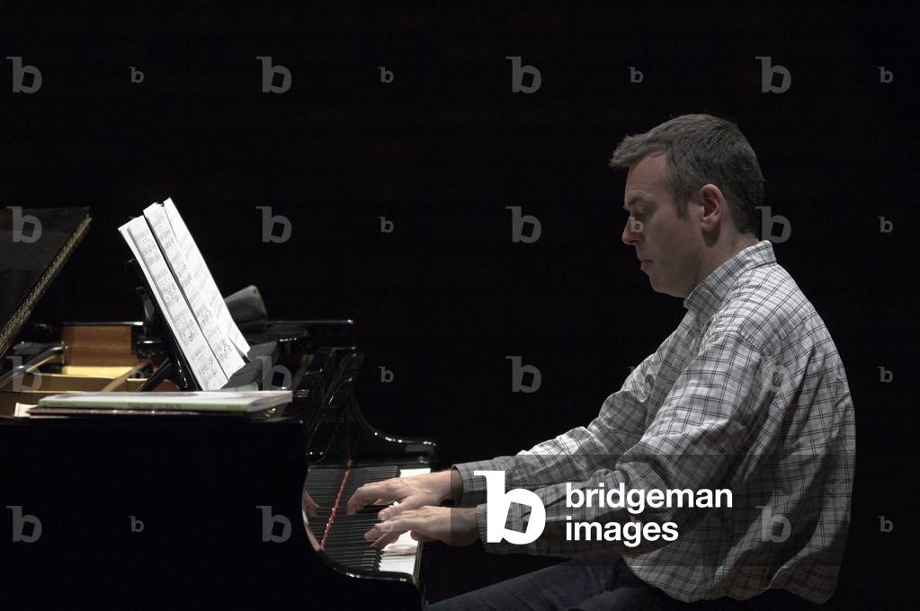 Malcolm Martineau - portrait of the Scottish pianist performing at Snape Maltings during the Aldeburgh Festival, June 2005