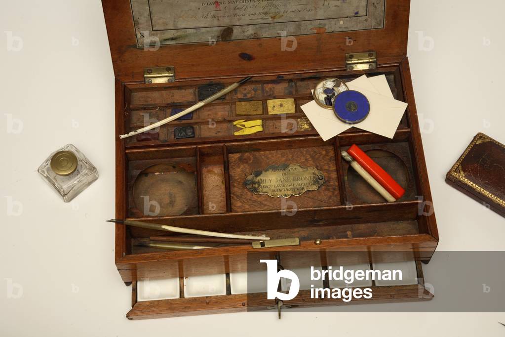 Emily Bronte's artist’s box and geometry set (photo)