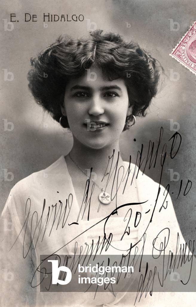 Elvira de Hidalgo, portrait signed 1910