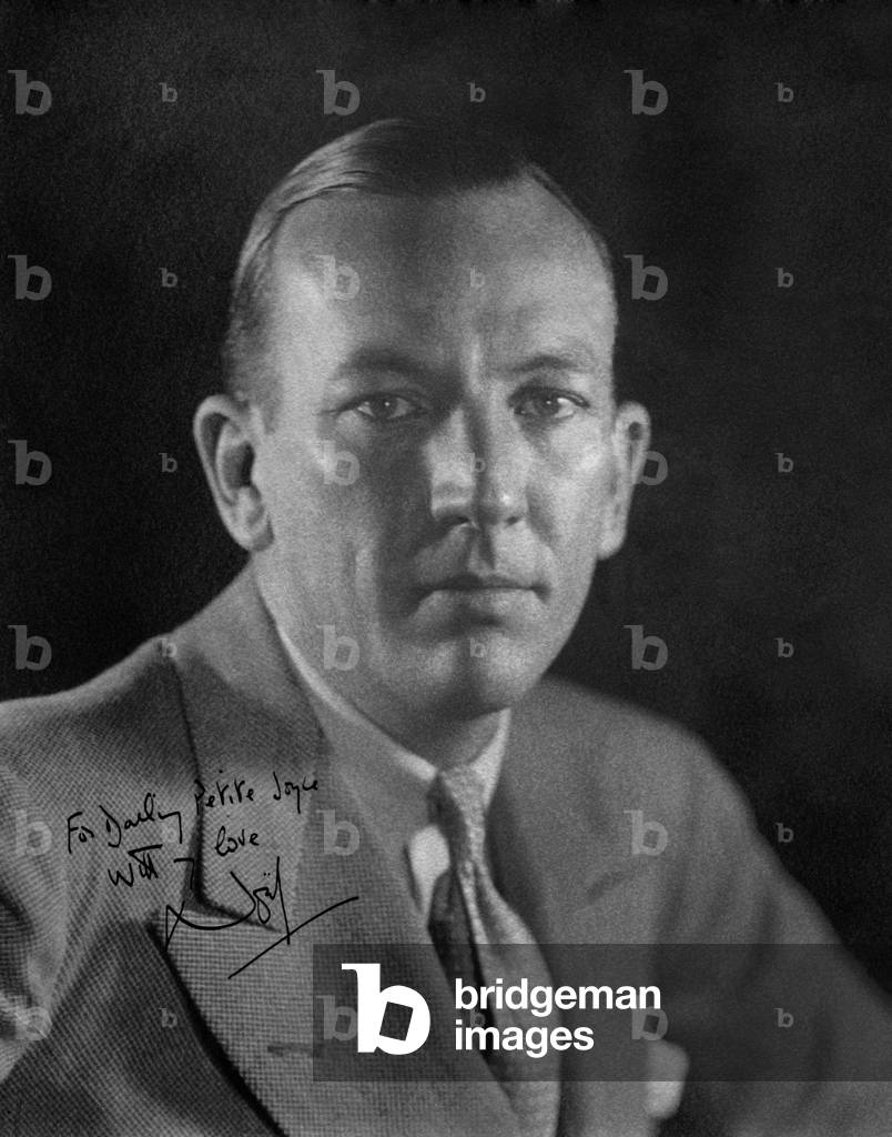Noel Coward portrait 1930s Signed dedication to Joyce Carey