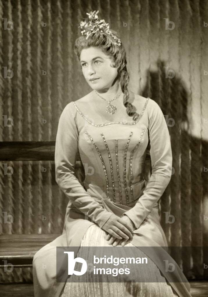 Elizabeth Grümmer as Eva in Wagner 's opera 'Die Meistersinger von Nurnberg' - 'The Mastersingers of Nuremberg'