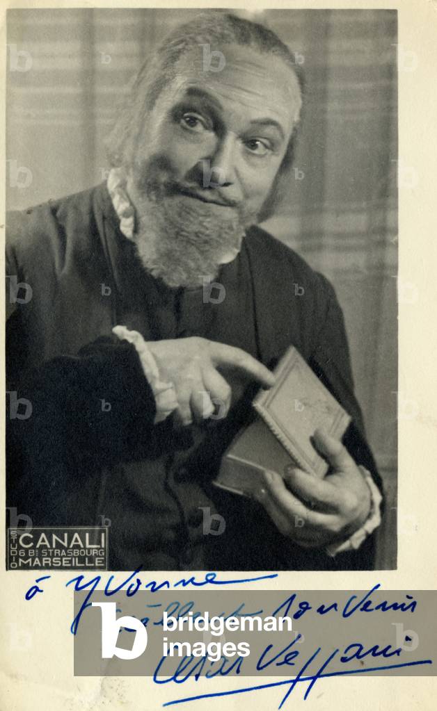 César Vezzani (8 August 1888 - 11 November 1951) signed portrait in role as Faust in Charles Gounod 's opera