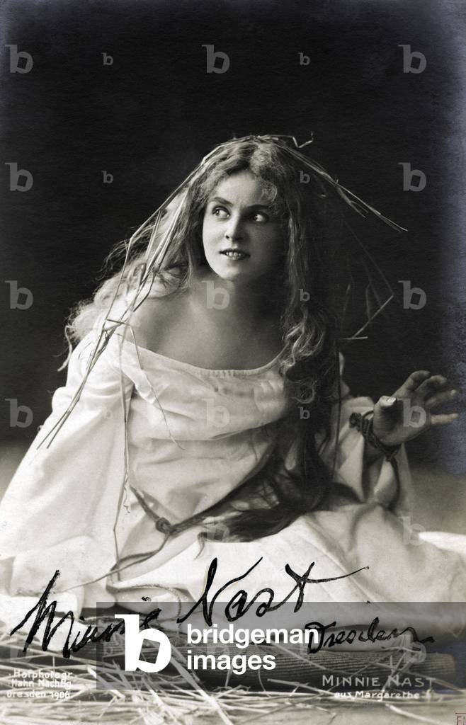 Minnie Nast as Margarethe (photo)